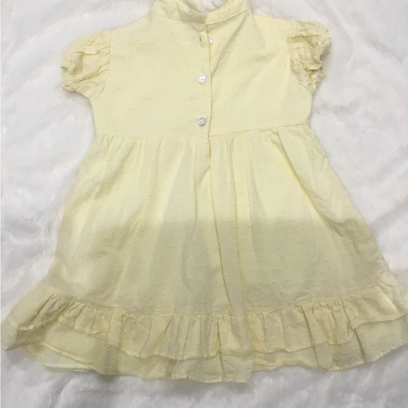 Le Petit Elle Swiss dot yellow dress 4T - Picture 5 of 6